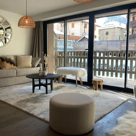 Apartment Patchwork *